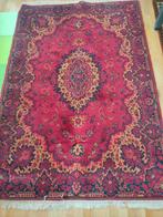 Tapis rouge "tapis oriental", Enlèvement, Rouge