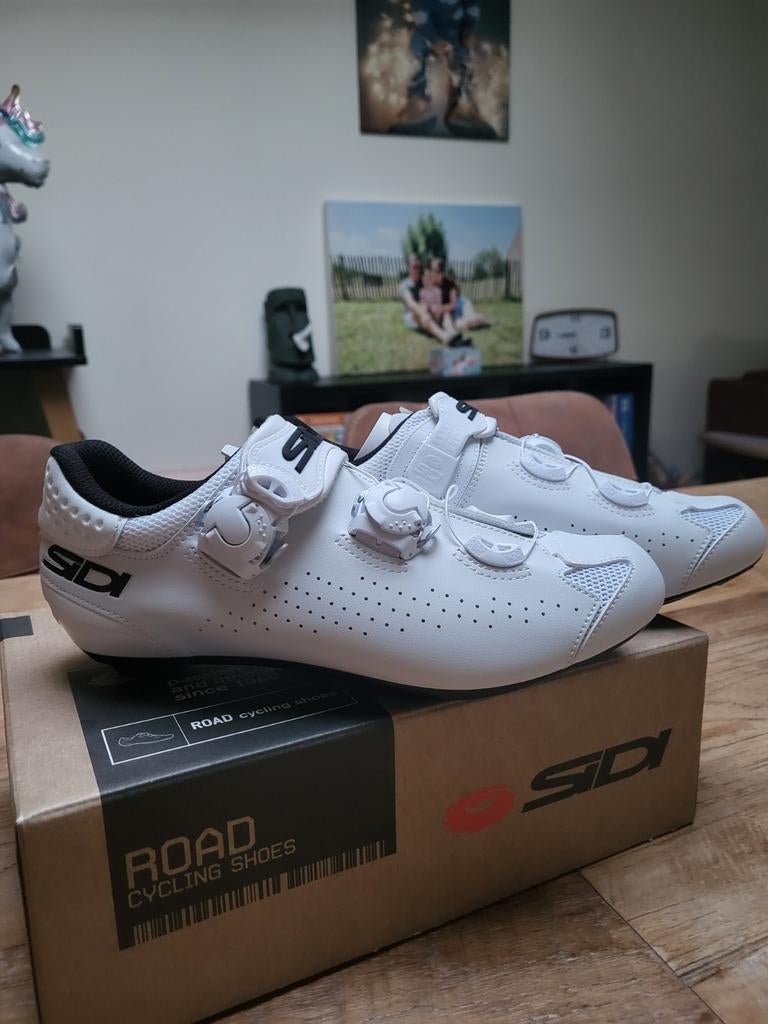 Fietsschoenen SIDI, wit, maat 40, nooit gebruikt, Kleding | Heren, Schoenen, Ophalen of Verzenden
