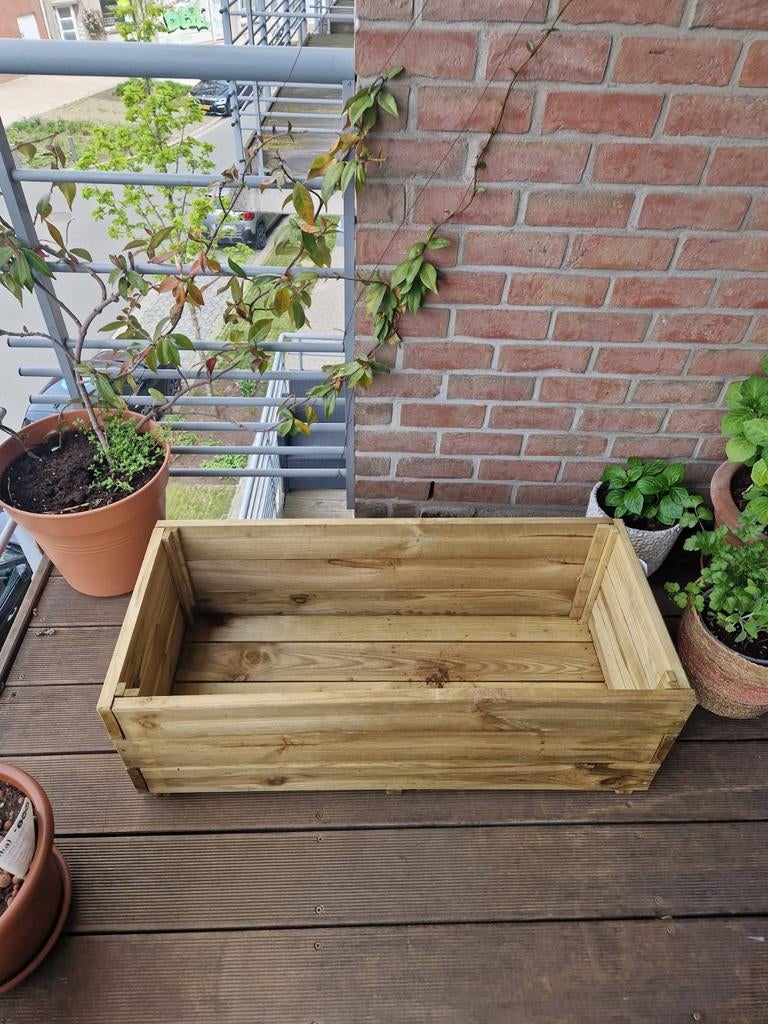 Houten plantenbak, Ophalen