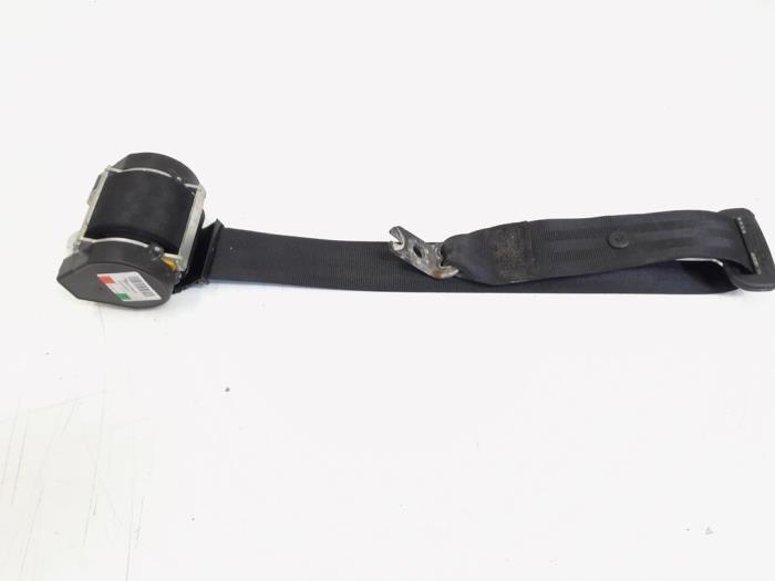 Ceinture de sécurité arrière droite d'un Audi RS3, Autos : Pièces & Accessoires, Habitacle & Garnissage, Audi, Utilisé, 3 mois de garantie