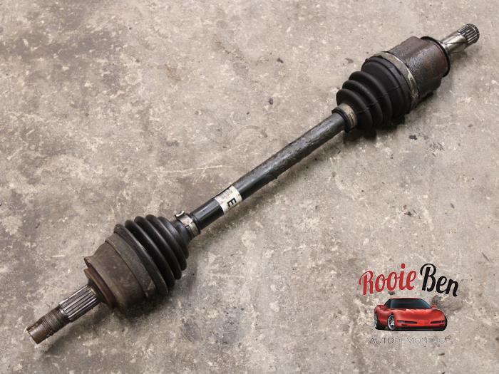 Aandrijfas links-voor van een Opel Corsa, Gebruikt, -, -, Opel