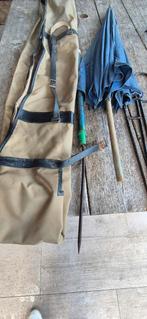 Vintage hengeltas met paraplu en pinnen, Ophalen