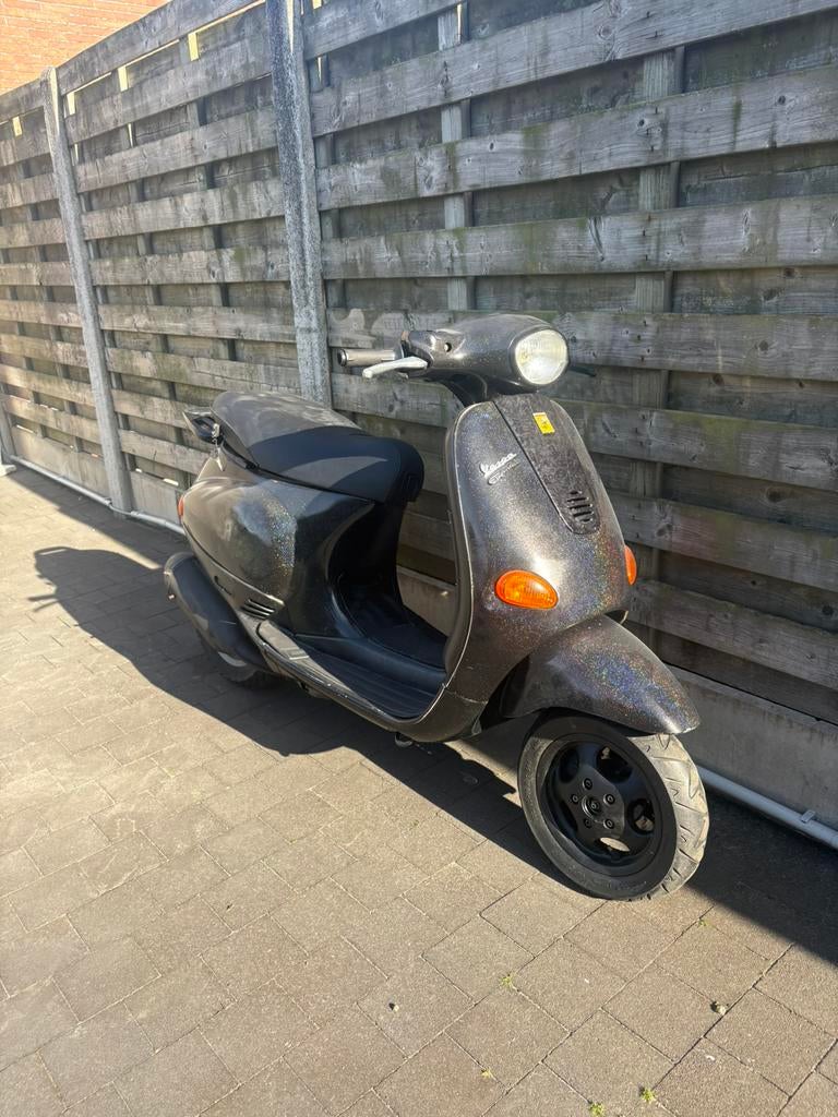 Vespa et2/ et4 125cc 2t  te koop/te ruil, Particulier