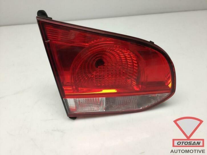 vw golf 6 feu arri re gauche int rieur 5k0945093g, Volkswagen, Volkswagen AG, Vw@volkswagen.de, Utilisé