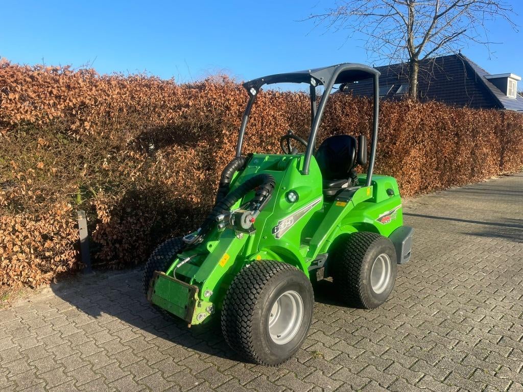 Avant 635i - Kniklader (bj2023), Zakelijke goederen, Machines en Bouw | Kranen en Graafmachines, Ophalen, Graafmachine