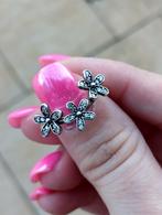 Bague Pandora 3 marguerites 30 zircons en argent 925 T 54, Enlèvement, Utilisé, Femme, Argent