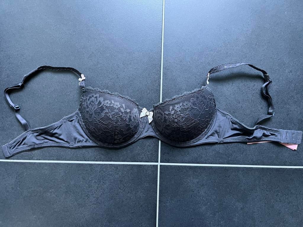 BH 75C Hunkemöller, Ophalen of Verzenden, Grijs, BH