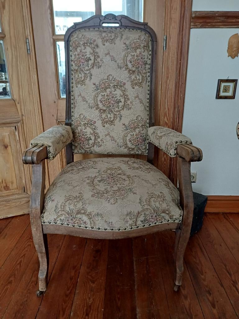 Verstelbare fauteuil Voltaire aan het einde van de 19e eeuw., Ophalen