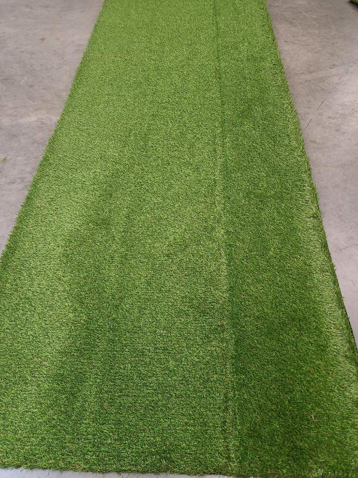 Stukje kunstgras met lijn in gras 90% korting c, Jardin & Terrasse, Gazon & Gazon artificiel, Neuf, Herbe, Moins de 10 m², Enlèvement