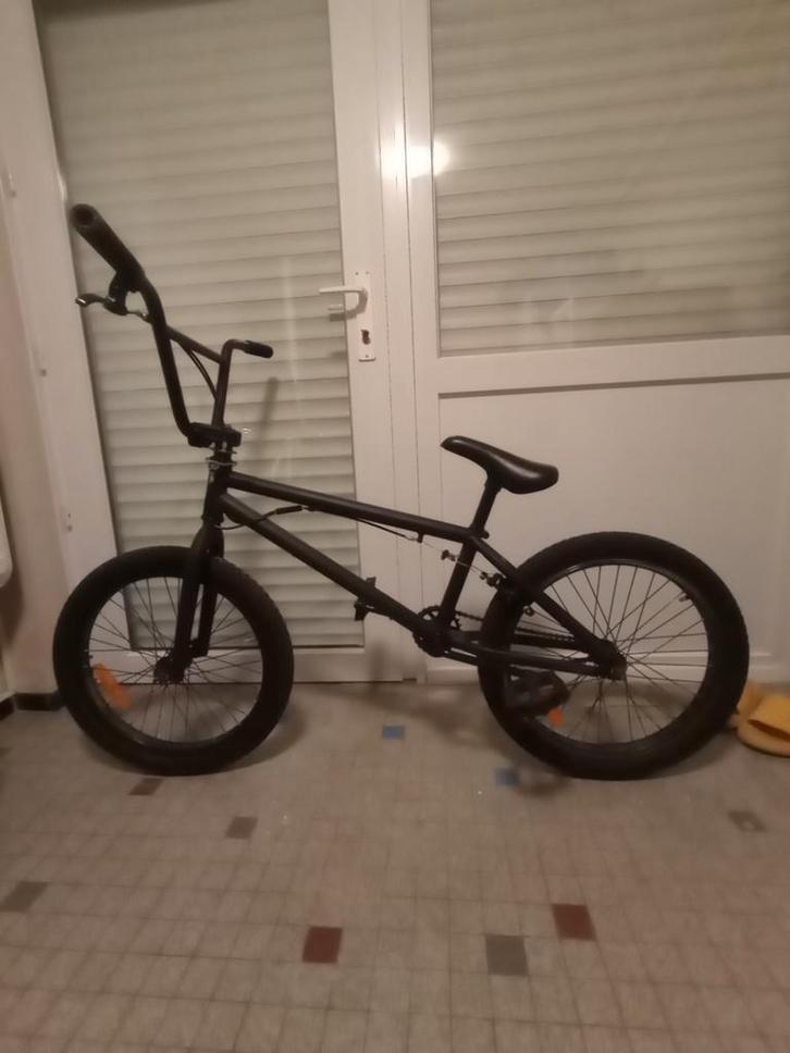 BMX, Fietsen en Brommers, Fietsen | Crossfietsen en BMX, Zo goed als nieuw, 16 tot 20 inch, Stuur 360° draaibaar, Ophalen