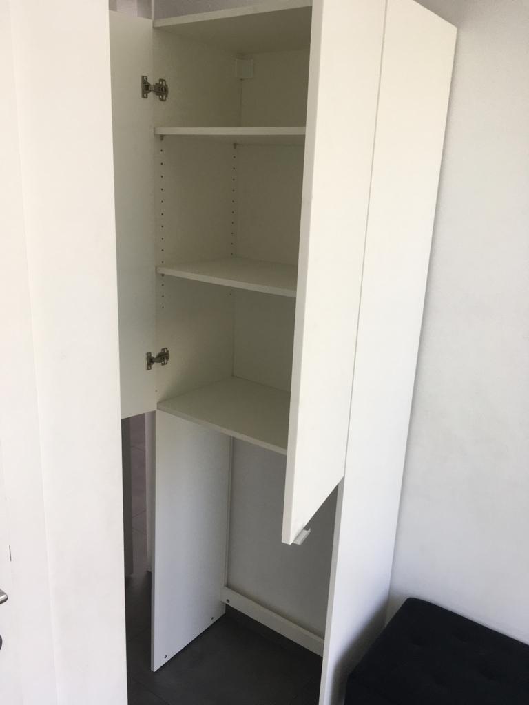 Gratis kast, Enlèvement, Utilisé, 25 à 50 cm, Avec porte(s)