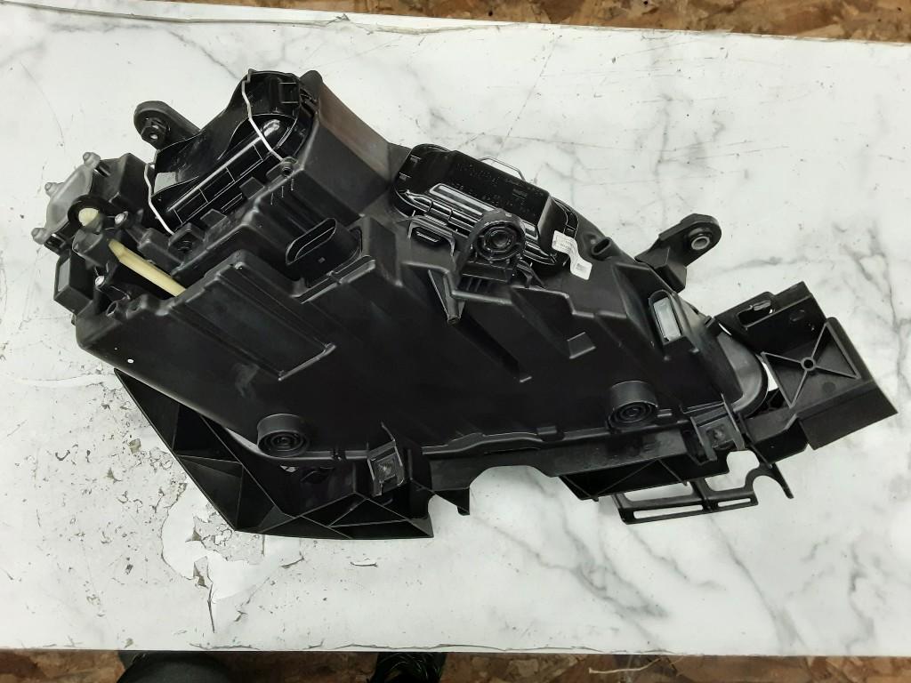 PHARE / OPTIQUE AVANT GAUCHE Seat Ateca (5FPX) (576941005A), Autos : Pièces & Accessoires, Mevr. I. Hauben, Utilisé, Rue de l'Espoir 34 34
4030  GRIVEGNÉE, BE