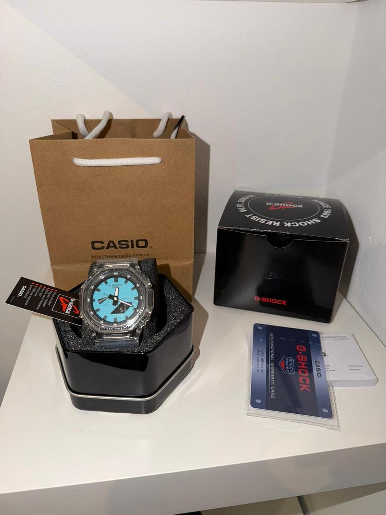 G-Shock GA-2100 Neuve, Bijoux, Sacs & Beauté, Montres de sport, Neuf, Étanche, Enlèvement
