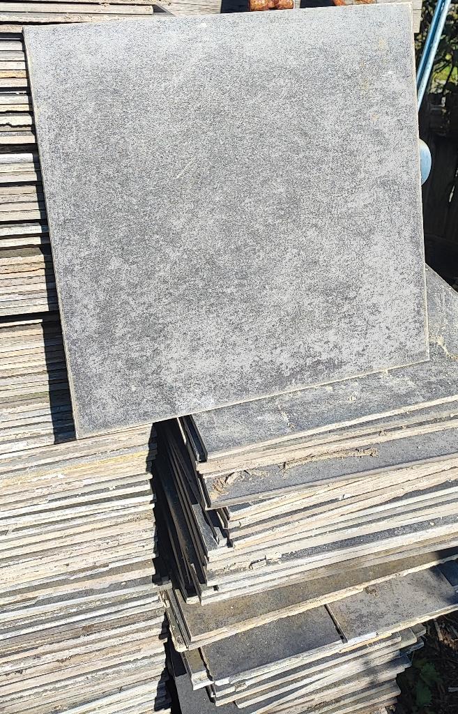 Carrelage d'extérieur, Bricolage & Construction, Dalles & Carrelages, Utilisé, Carrelage de sol, Céramique, 40 à 60 cm, 40 à 60 cm