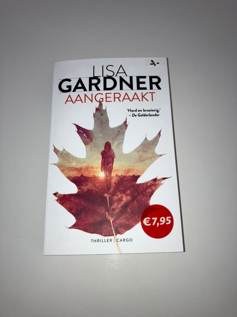 Boek Lisa Gardner Aangeraakt, Ophalen of Verzenden, Zo goed als nieuw, Lisa Gardner