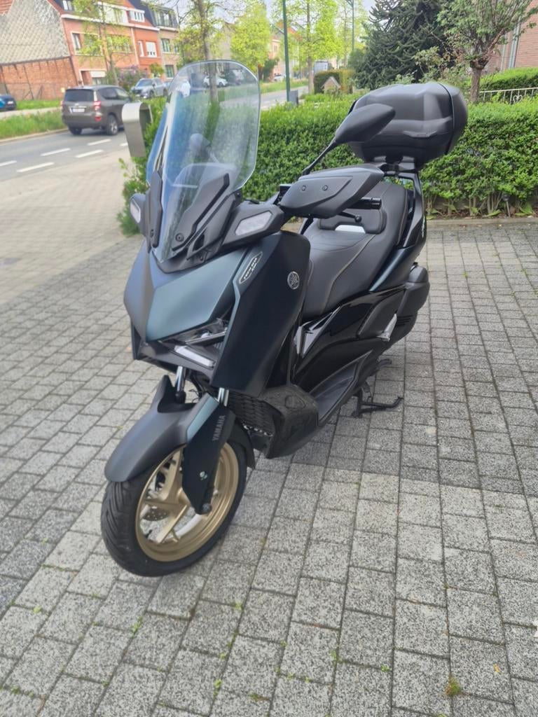 XMAX TECH MAX 300, Fietsen en Brommers, Scooters | Yamaha, Ophalen, 300 cc, Zo goed als nieuw, Benzine