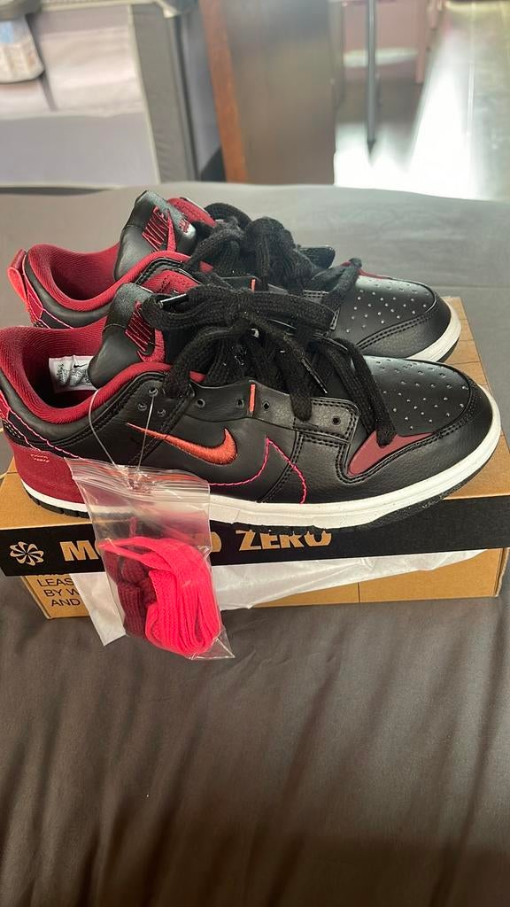 Nike Dunk Low Disrupt 2 - zwart en bordeaux - Maat 39, Ophalen, Nieuw, Hardloopschoenen, Nike