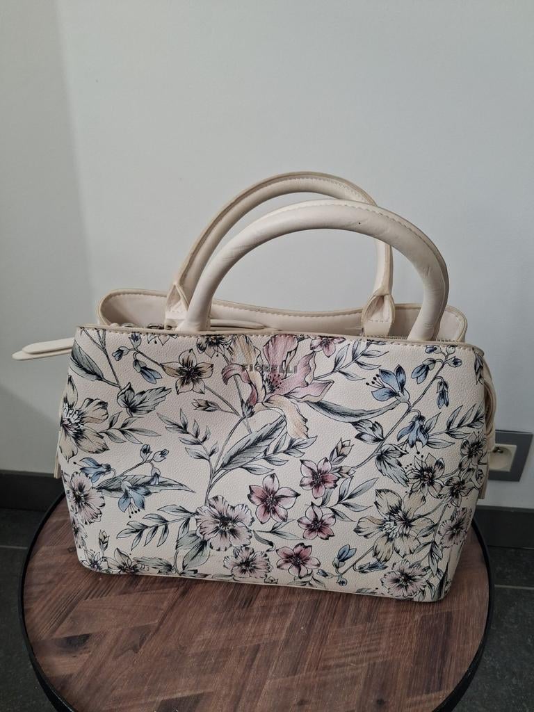 FIORELLI.handtas., Handtassen en Accessoires, Tassen | Damestassen, Ophalen, Beige, Handtas
