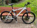 MOUNTAINBIKE MET VOLLEDIGE VERING, Fietsen en Brommers, Fietsen | Mountainbikes en ATB, Fully, Ophalen, Zo goed als nieuw, Overige merken