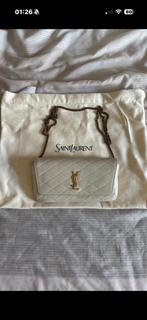 Yves Saint Laurent portomonneetasje van KALFSLEER!, Handtassen en Accessoires, Tassen | Damestassen, Ophalen, Zo goed als nieuw