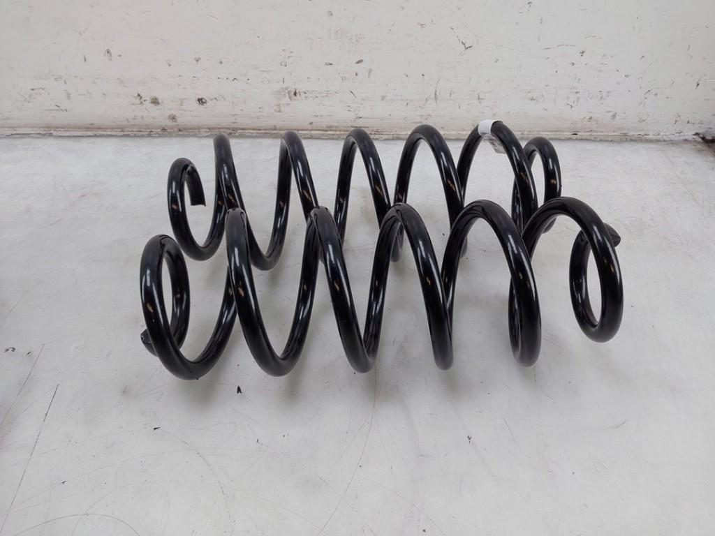 SCHROEFVEER ACHTER Golf VIII (CD1) (|5Q0511115HM|), Gebruikt, Volkswagen