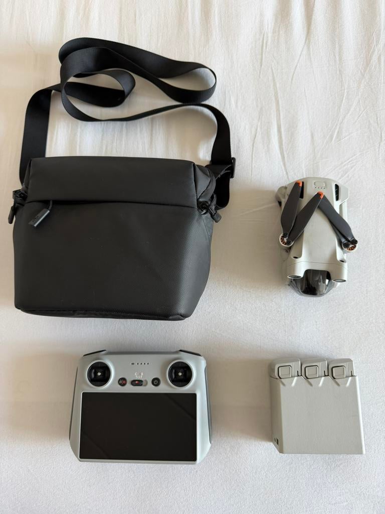 DJI Mini 3 Pro + Fly More Set, 30 tot 45 minuten, Cameradrone, Nieuw, Ophalen of Verzenden