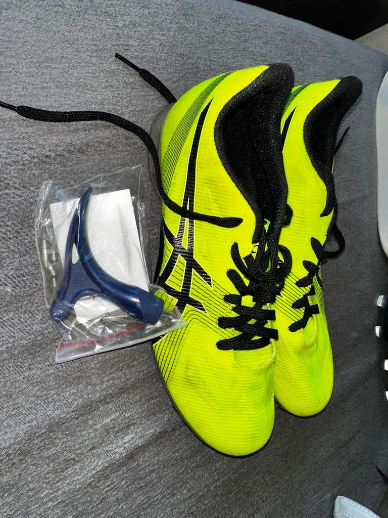 Chaussures d’athlétisme 40,5, Sports & Fitness, Course, Jogging & Athlétisme, Enlèvement ou Envoi, Comme neuf, Autres sports, Chaussures de course à pied