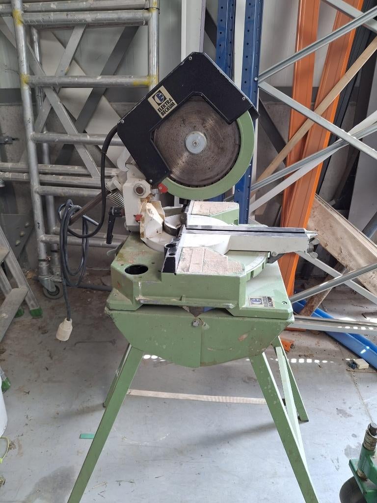 Scie à onglets, Enlèvement, Utilisé, Scie à onglet, ELEKTRA BECKUM