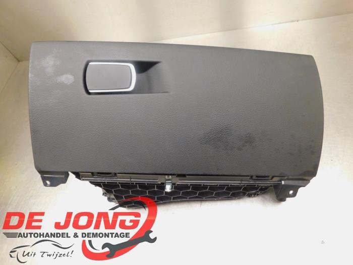 Dashboardkastje van een BMW 1-Serie, Gebruikt, -, -, Ophalen of Verzenden