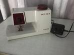 Singer oude. Mini naaimachine, Hobby en Vrije tijd, Naaimachines en Toebehoren, Ophalen of Verzenden, Zo goed als nieuw, Naaimachine