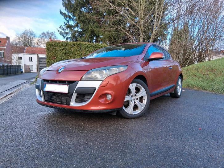 Megane 3 coupe 2.0 tce 180ch, Autos, Renault, Particulier, Mégane, ABS, Régulateur de distance, Airbags, Ordinateur de bord, Verrouillage central