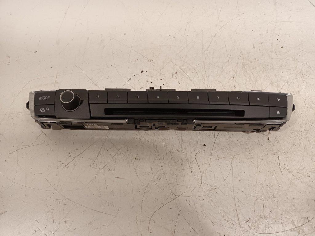 Radio bediening BMW 1 serie, Enlèvement ou Envoi, Van der Ven Autorecycling B.V., Onderdelen@venauto.nl, Ettenseweg 76, 4706 PB Roosendaal, The Netherlands