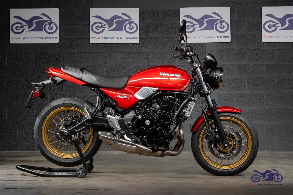 Kawasaki Z 650 RS - 1.216 km, Motoren, Bedrijf, Meer dan 35 kW, Naked bike, LED Verlichting