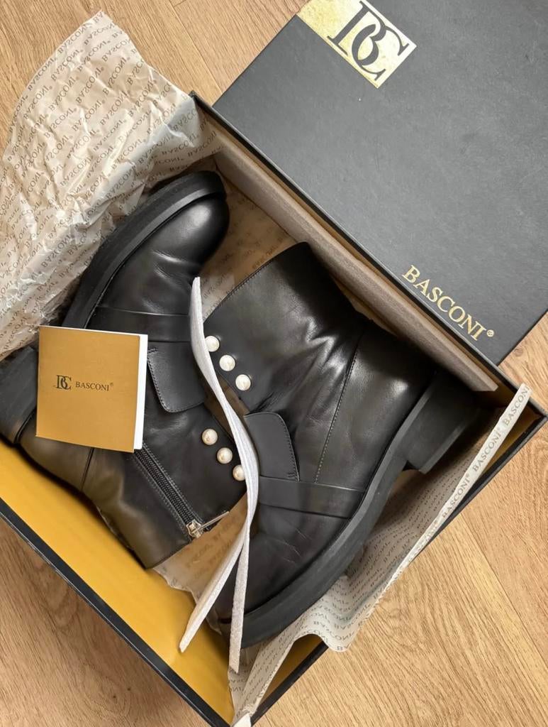 dames leren laarzen merk Basconi Italie, Vêtements | Femmes, Chaussures, Enlèvement ou Envoi, Comme neuf, Boots et Botinnes, Noir