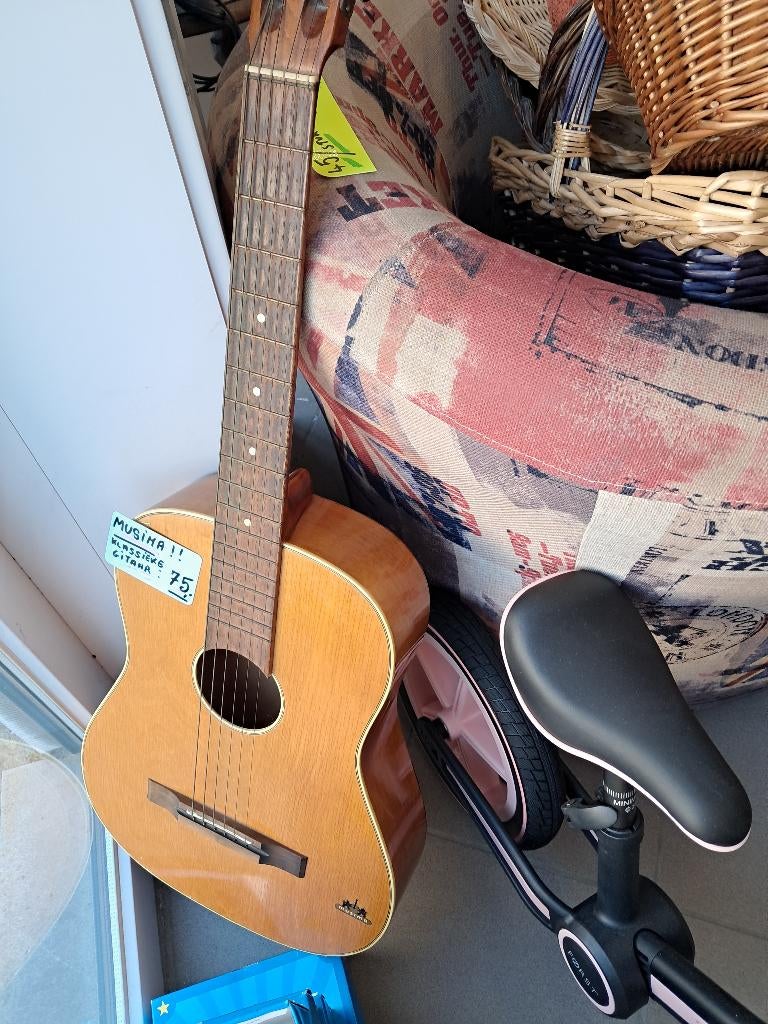 prachtige gitaar, Muziek en Instrumenten, Snaarinstrumenten | Gitaren | Elektrisch, Ophalen, Zo goed als nieuw