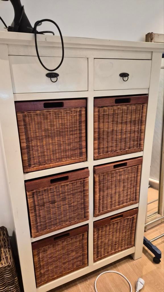 Kast hout & rotan, Huis en Inrichting, Ophalen