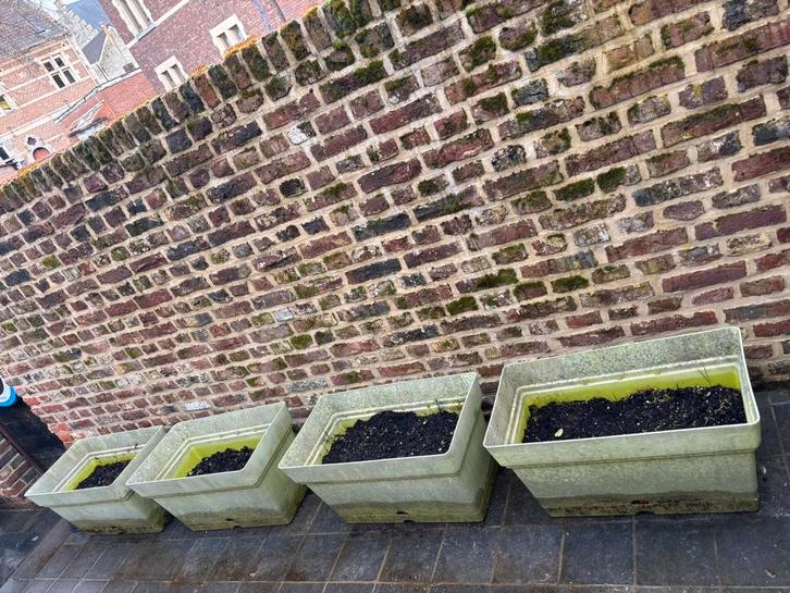 Grandes jardinières  gratuitement, Jardin & Terrasse, Bacs à fleurs & Jardinières, Utilisé, Synthétique, Balcon, Jardin, 30 à 60 cm