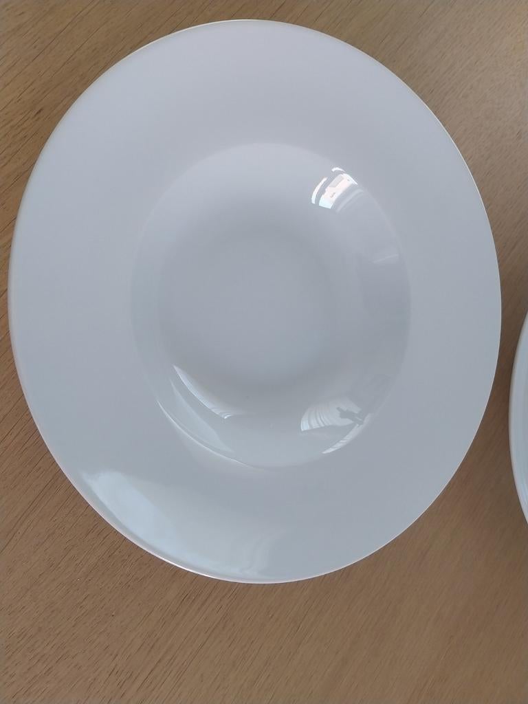 2 pastaborden, Ophalen, Bord(en)