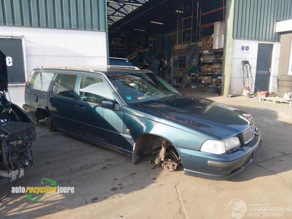 Volvo V-70 onderdelen (kleur: 412-21) donorauto, Autos : Pièces & Accessoires, Autres pièces automobiles