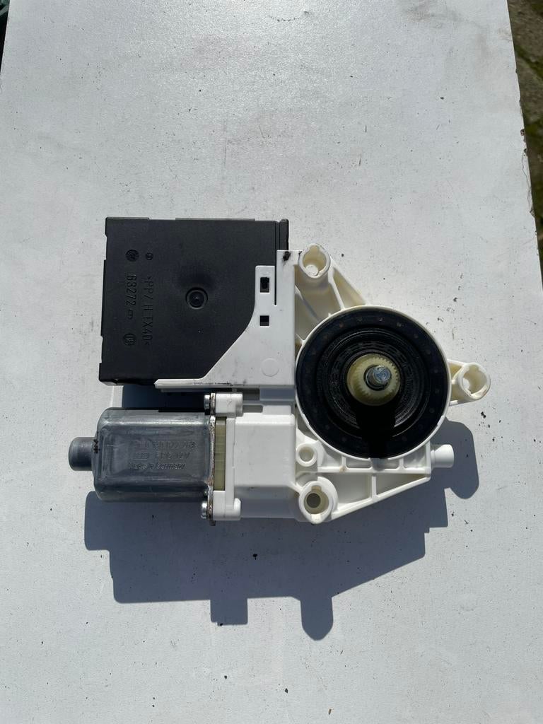 Audi A3 (8P) 1.8TFSi 8P4959801D Raammotor Links Achter, Ophalen of Verzenden, Gebruikt, Audi