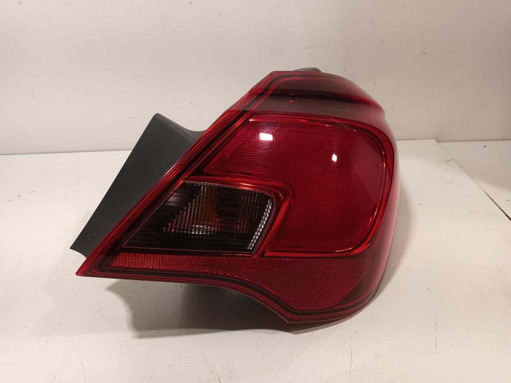 Achterlicht carrosserie rechts Opel Corsa, Autos : Pièces & Accessoires, Éclairage, Opel, Utilisé, Origine de la pièce connue