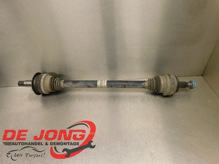Arbre de transmission arrière droit d'un Mercedes C-Klasse, Autos : Pièces & Accessoires, 3 mois de garantie, Utilisé, -, -