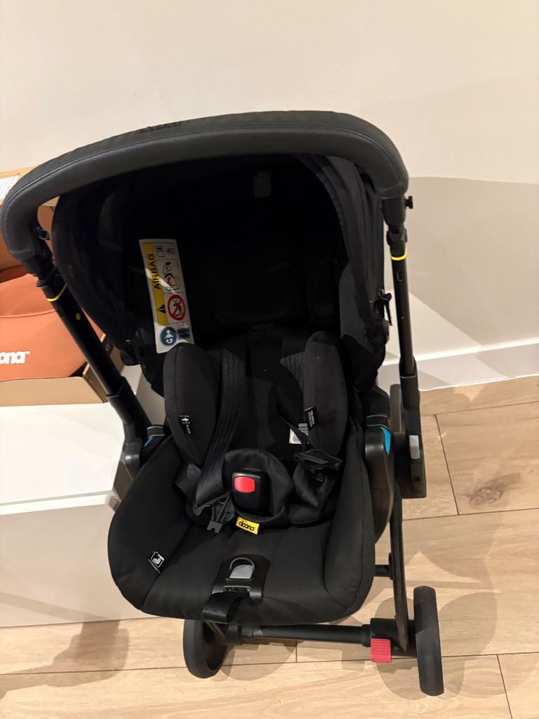 DOONA X AUTOSTOEL EN KINDERWAGEN, Ophalen, Zo goed als nieuw, Combiwagen, Overige merken