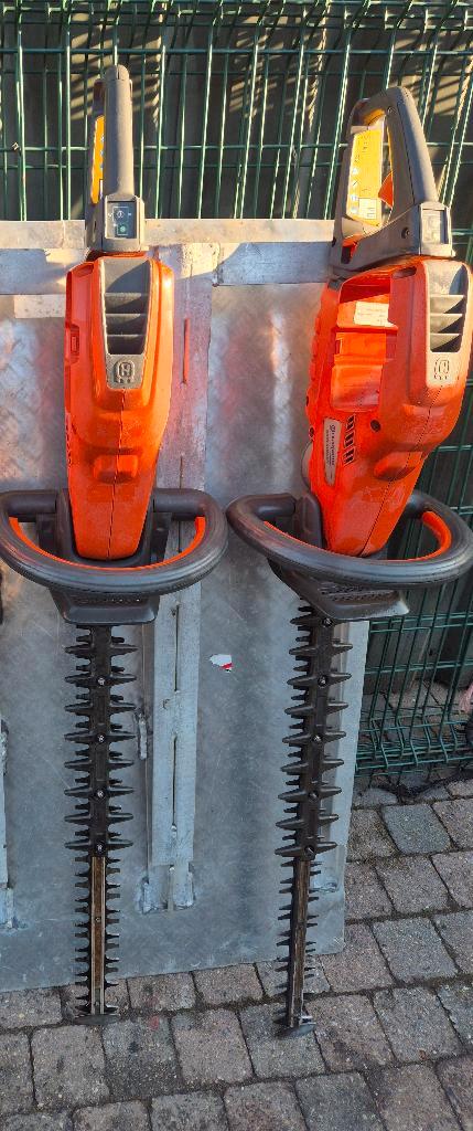 2 taille-haies à batterie Husqvarna 536 Li HD, Jardin & Terrasse, Taille-haies, Utilisé, Batterie, Enlèvement