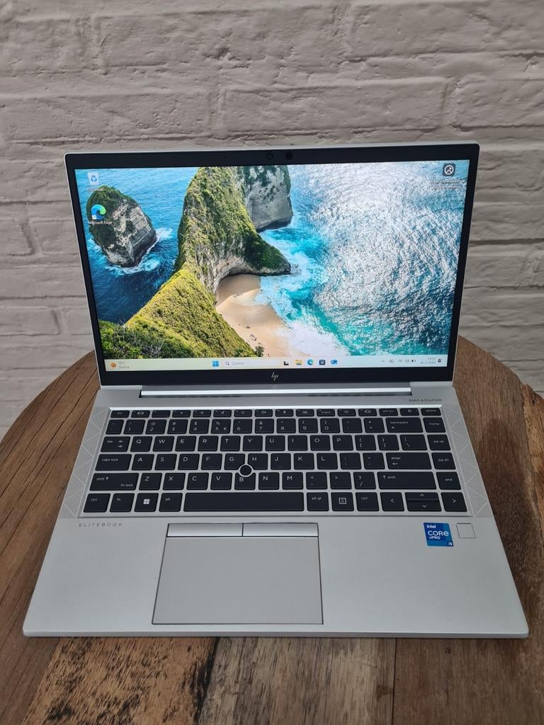 HP Elitebook 14 inch 840 G8 Touchscreen 2021 - Intel Core i5, Qwerty, Zo goed als nieuw, SSD, 14 inch
