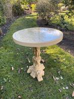 Antiek tafeltje met gebeeldhouwd onderstel, Ophalen