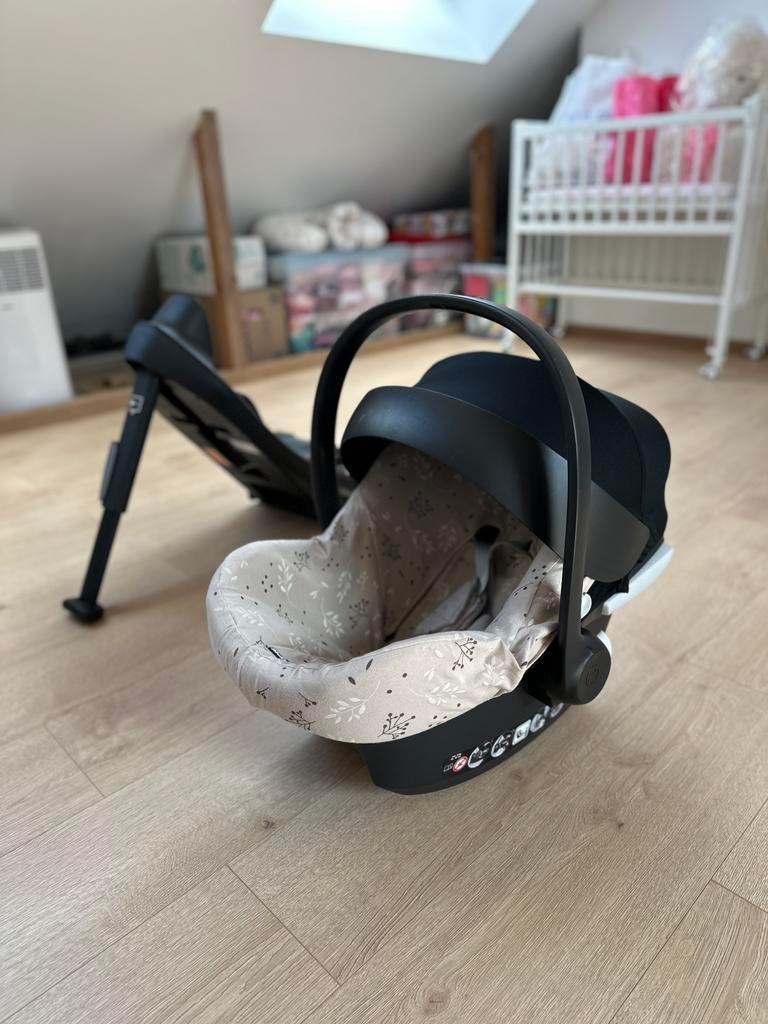 Cybex Aton B2 i-size Autostoel + Cybex Base one, Enfants & Bébés, Autres marques, Comme neuf, Enlèvement, Ceinture de sécurité ou Isofix