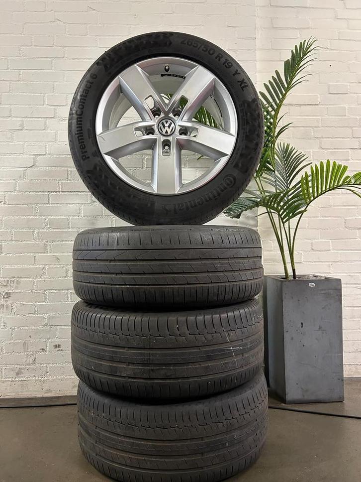 Originele VW Touareg velgenset 7P6601025D 19inch + Zomerband, Autos : Pièces & Accessoires, Pneus & Jantes, Pneus et Jantes, Pneus été