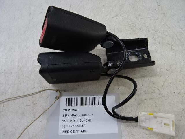 BOUCLE DE CEINTURE ARRIÈRE GAUCHE DS4 (NX) (707541AA), Citroën, Mevr. I. Hauben, Utilisé, Rue de l'Espoir 34 34
4030  GRIVEGNÉE, BE