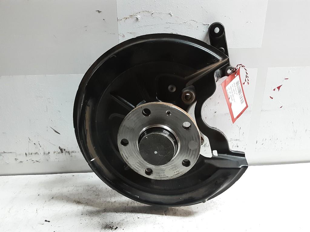 MOYEU DE ROUE ARRIÈRE GAUCHE Golf V 4Motion (1K1), Volkswagen, Mevr. I. Hauben, Utilisé, Rue de l'Espoir 34 34
4030  GRIVEGNÉE, BE